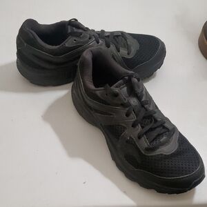 Sacouny Woman's Athletic Shoes